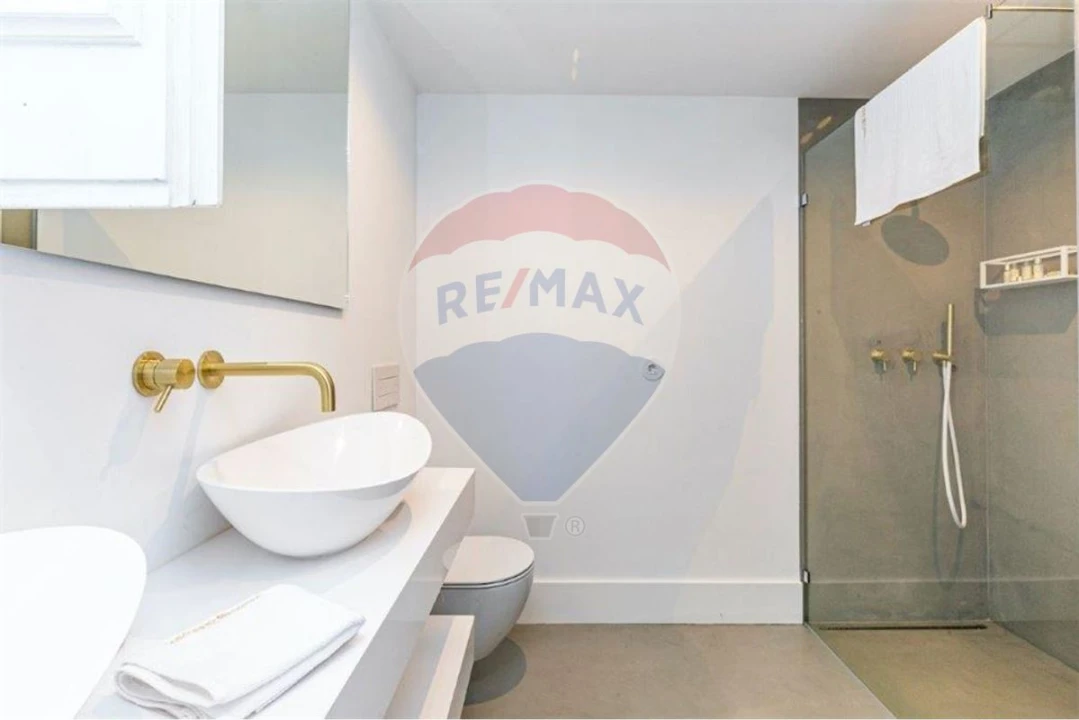 Moradia T11 para Venda em Santa Maria e São Miguel, São Martinho, São Pedro Penaferrim Foto 5