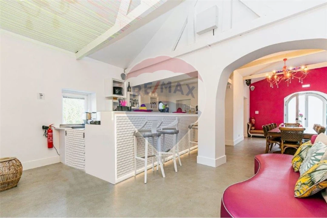 Moradia T11 para Venda em Santa Maria e São Miguel, São Martinho, São Pedro Penaferrim Foto 40