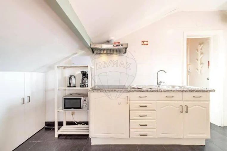 Apartamento T2 para Venda em Santo António Foto 8