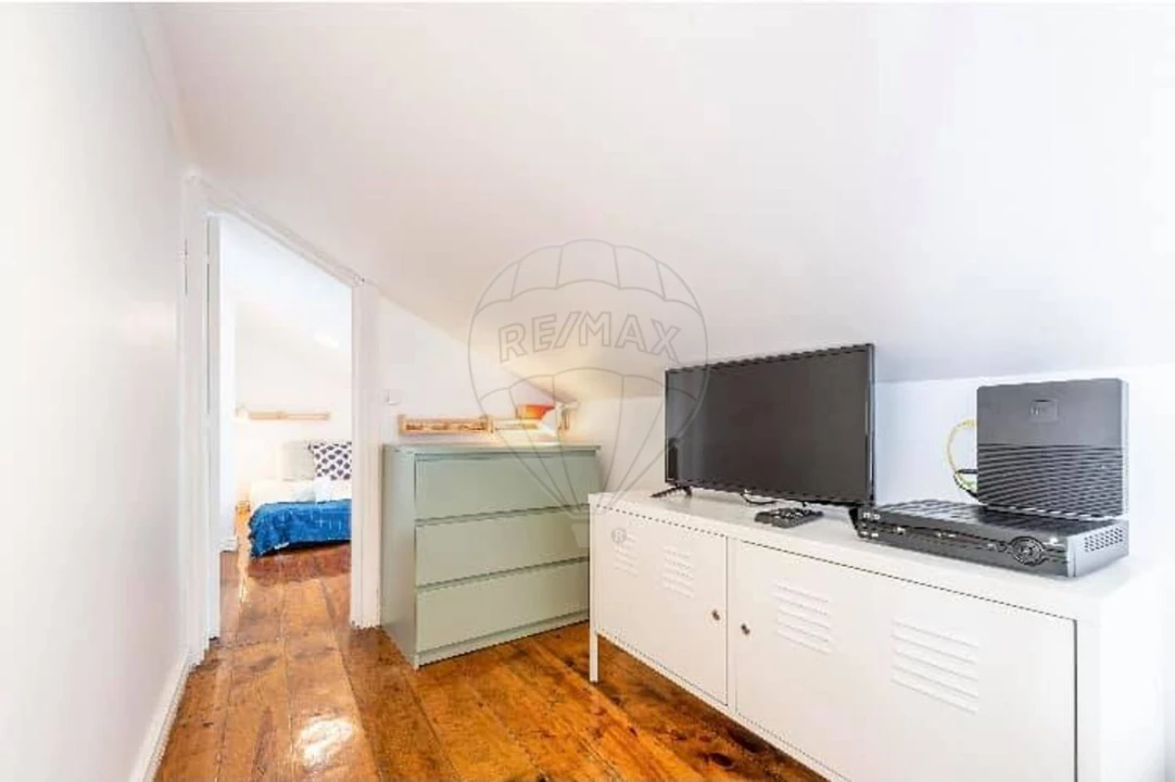 Apartamento T2 para Venda em Santo António Foto 3