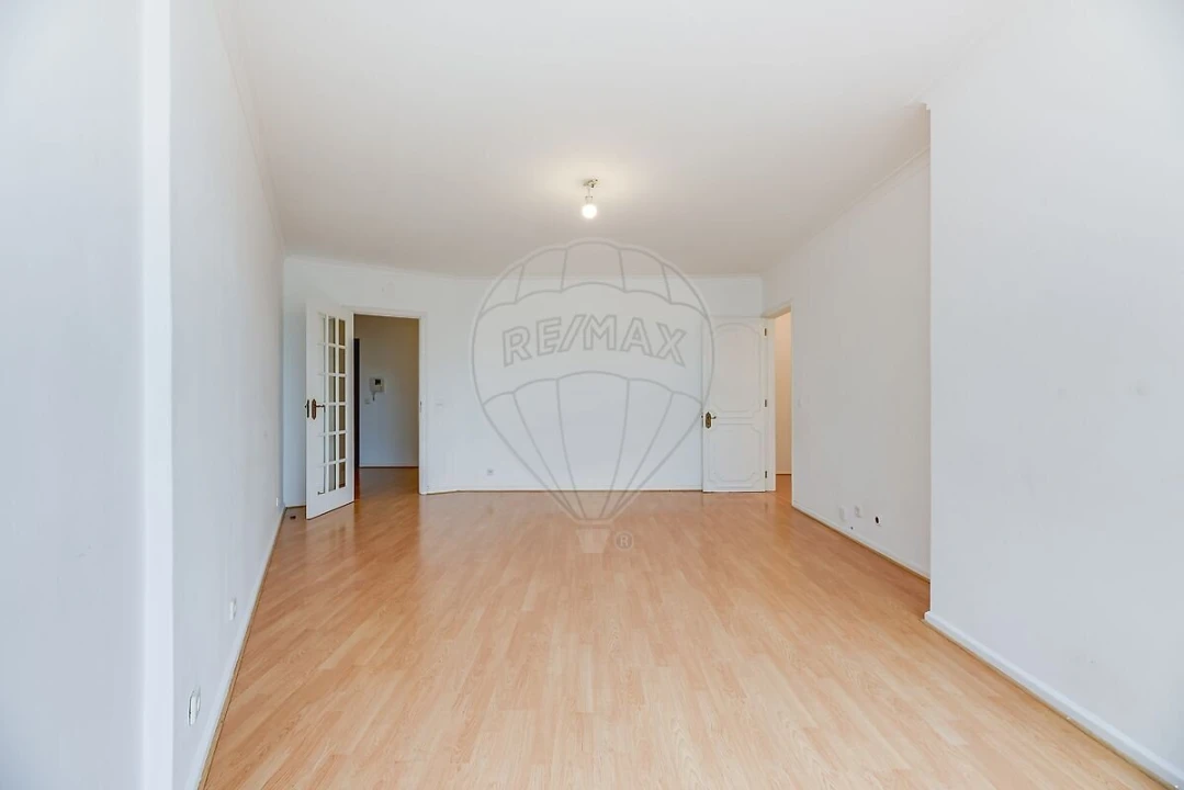 Apartamento T3 para Venda em Penha de França Foto 10