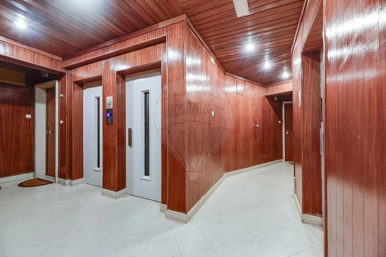 Apartamento T3 para Venda em Penha de França Foto 3