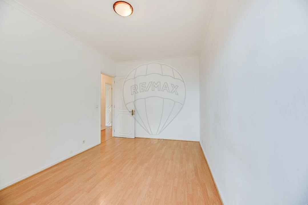 Apartamento T3 para Venda em Penha de França Foto 21