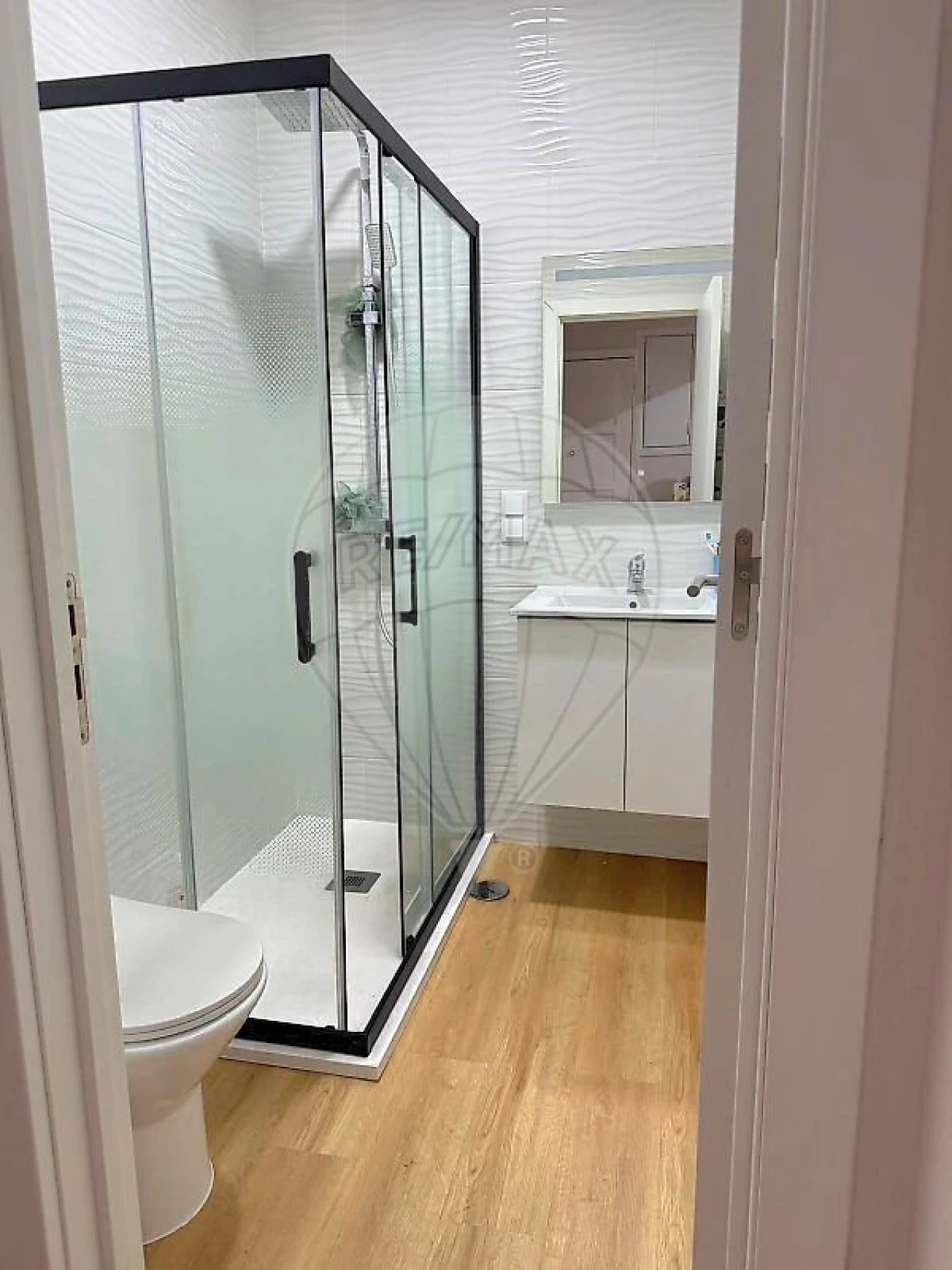 Prédio para Venda em Camarate, Unhos e Apelação Foto 3