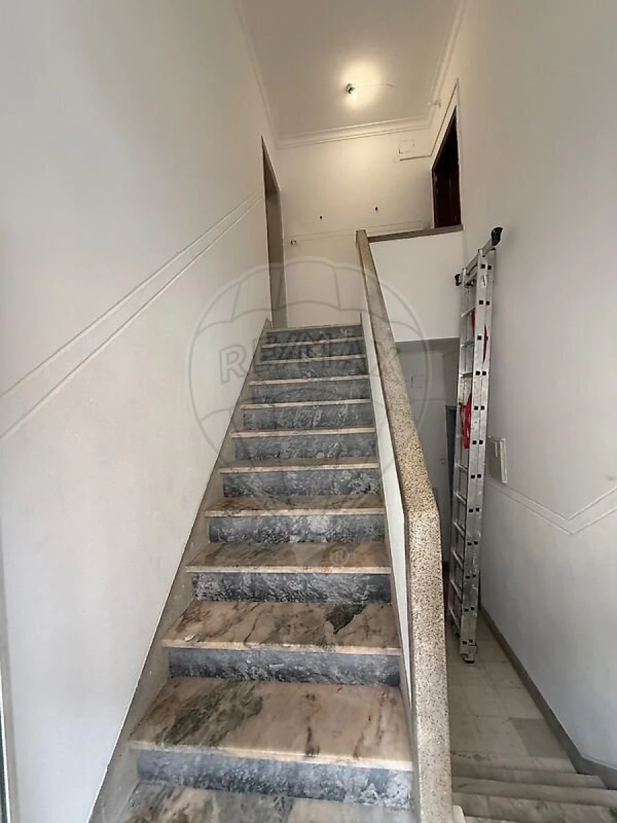 Prédio para Venda em Camarate, Unhos e Apelação Foto 14