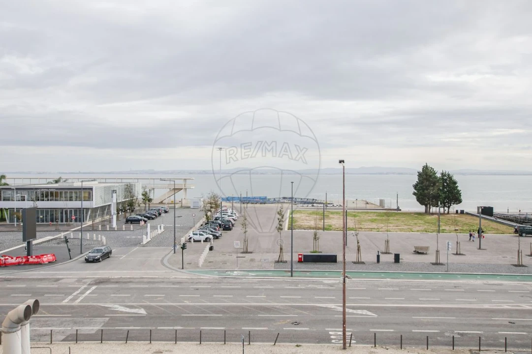 Apartamento T2 para Venda em Avenidas Novas Foto 8