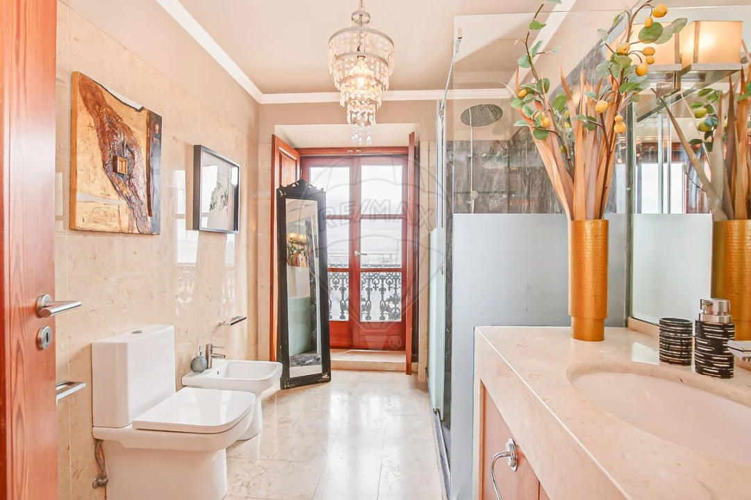 Apartamento T2 para Venda em Avenidas Novas Foto 14