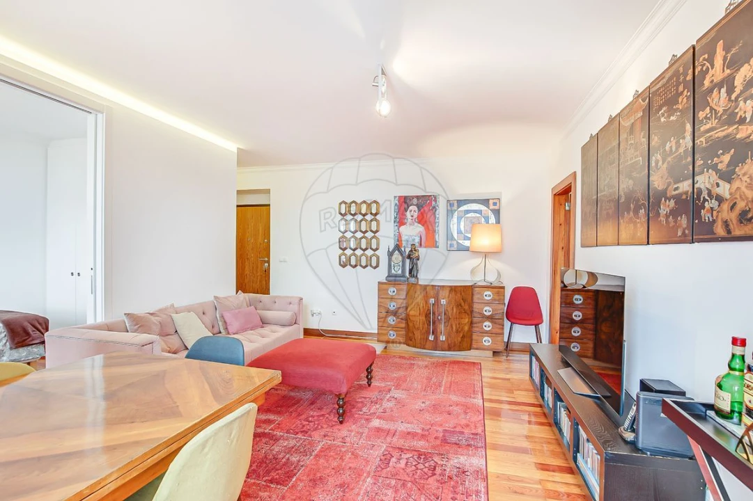 Apartamento T2 para Venda em Avenidas Novas Foto 6