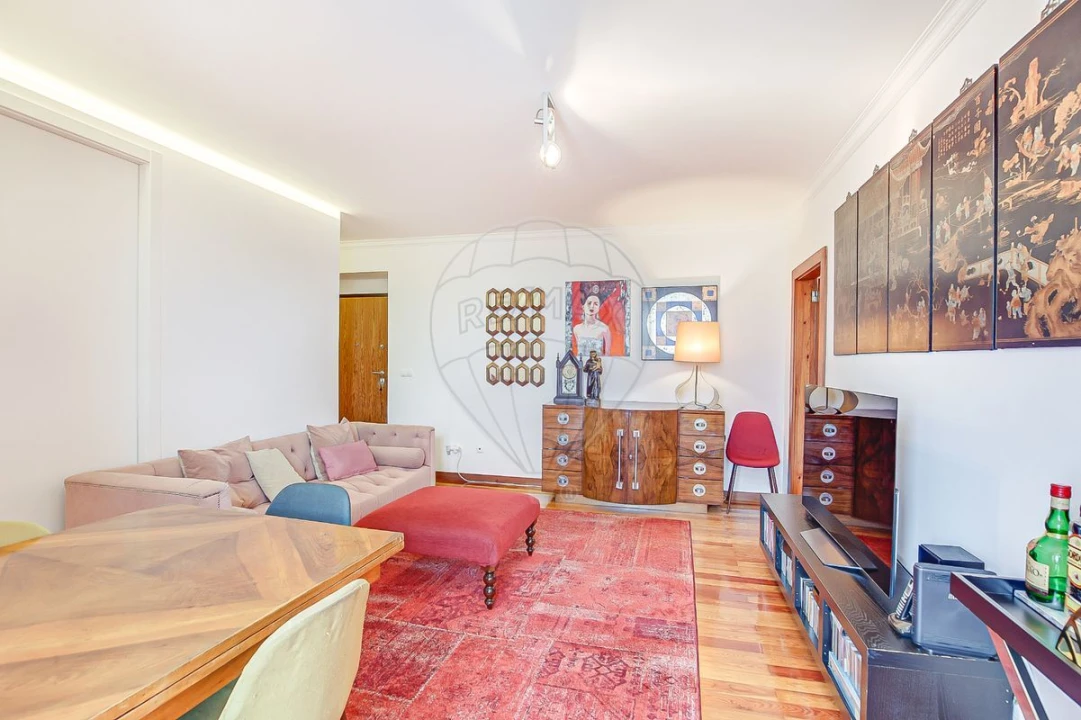 Apartamento T2 para Venda em Avenidas Novas Foto 4
