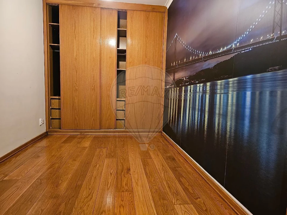 Apartamento T2 para Venda em Santo António Foto 6