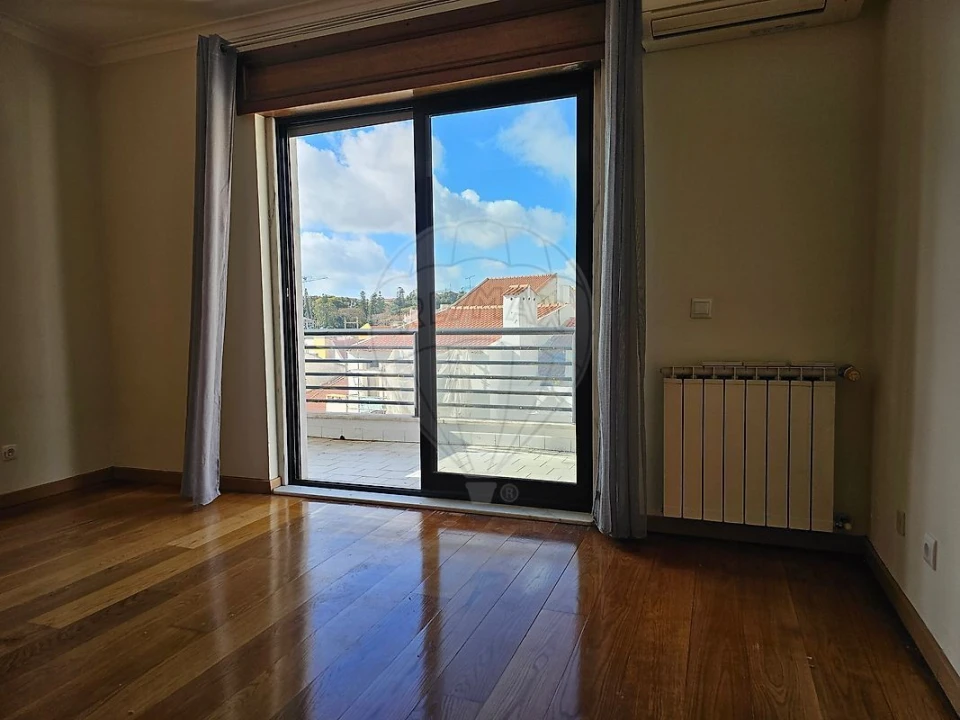 Apartamento T2 para Venda em Santo António Foto 16