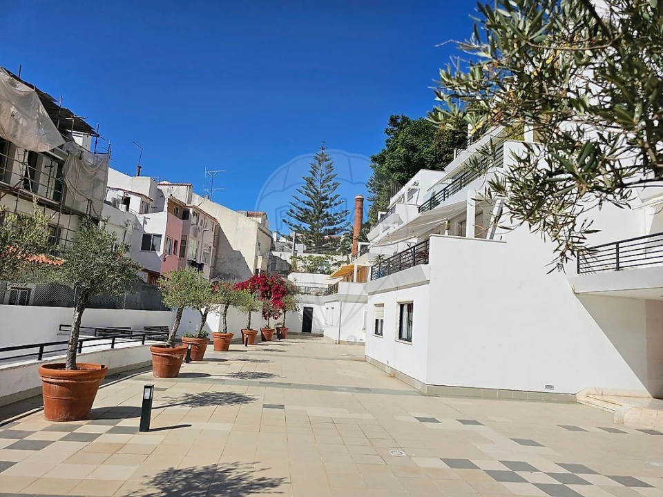 Apartamento T2 para Venda em Santo António Foto 19