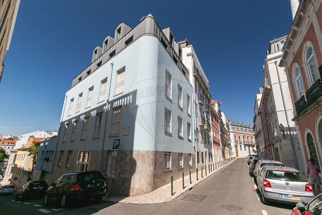 Apartamento T2 para Venda em Misericórdia Foto 32