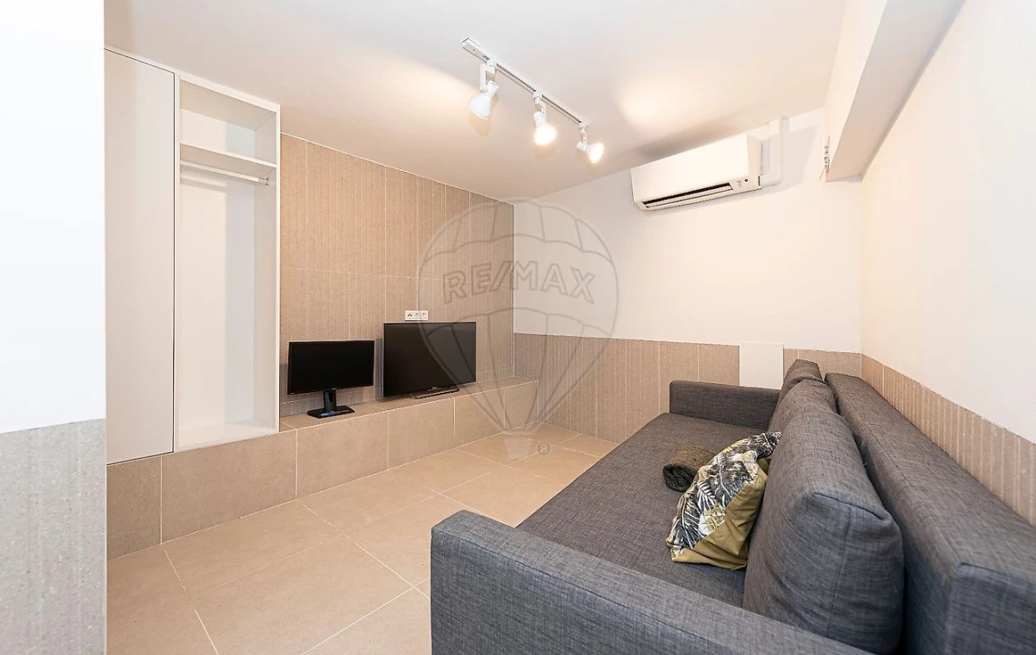 Moradia T5 para Venda em Carcavelos e Parede Foto 36