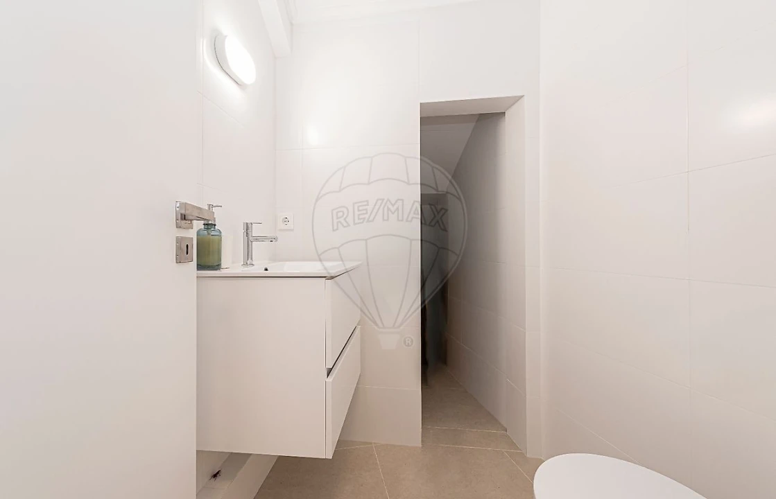 Moradia T5 para Venda em Carcavelos e Parede Foto 38