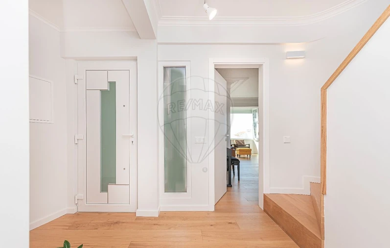 Moradia T5 para Venda em Carcavelos e Parede Foto 14