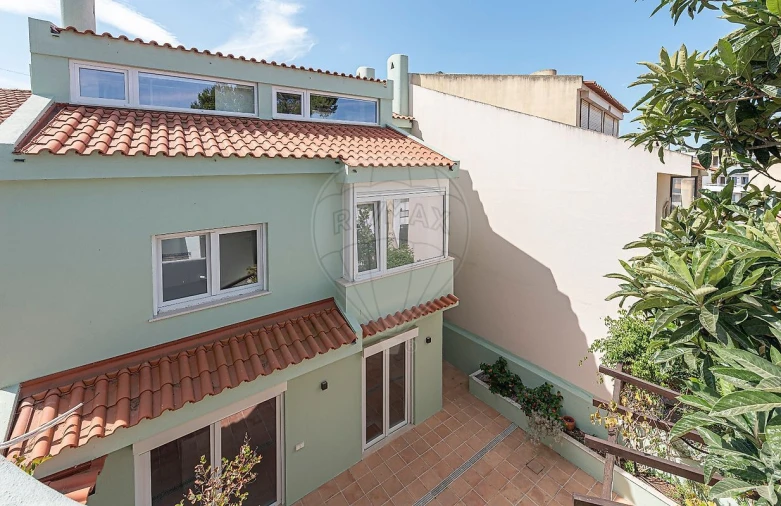 Moradia T5 para Venda em Carcavelos e Parede Foto 44