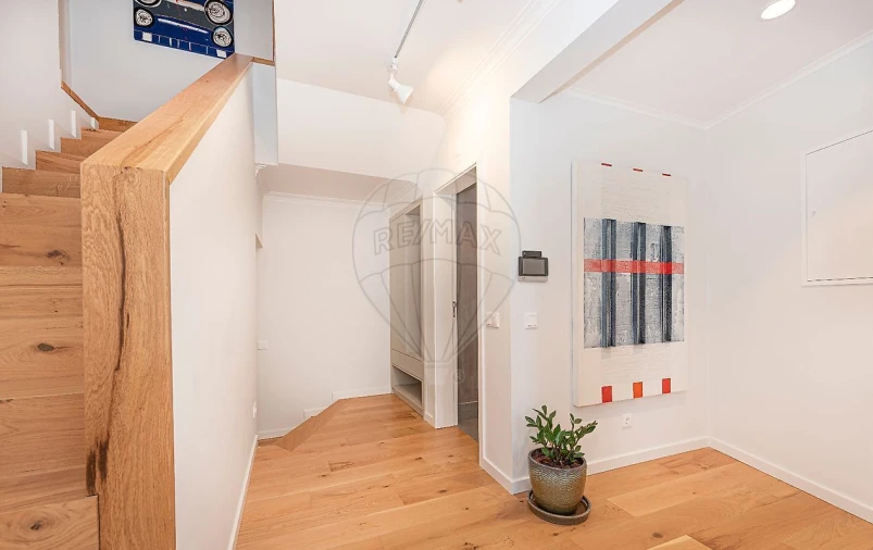 Moradia T5 para Venda em Carcavelos e Parede Foto 15