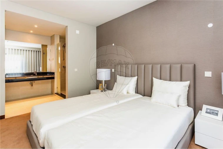 Apartamento T3 para Venda em Santa Maria e São Miguel, São Martinho, São Pedro Penaferrim Foto 11