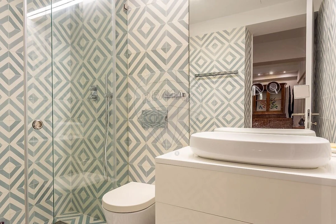 Apartamento T2 para Venda em Santo António Foto 17