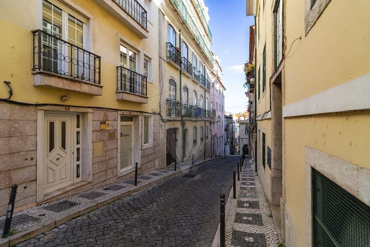 Apartamento T2 para Venda em Misericórdia Foto 22