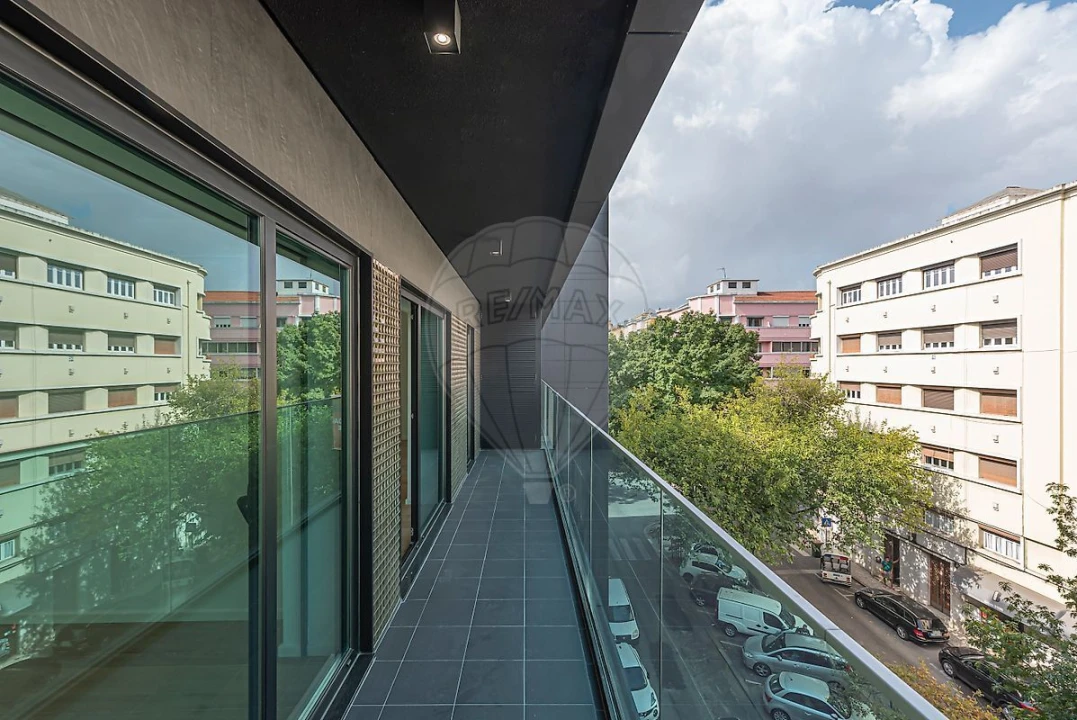 Apartamento T2 para Venda em Avenidas Novas Foto 1