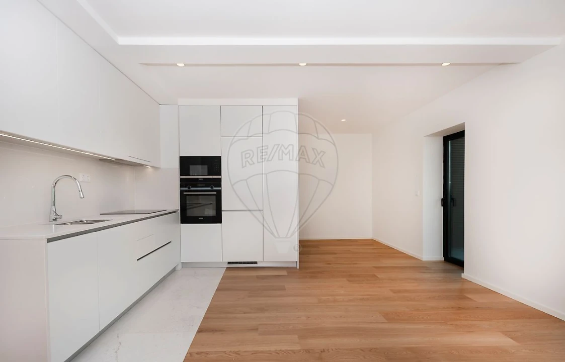 Apartamento T2 para Venda em Avenidas Novas Foto 9