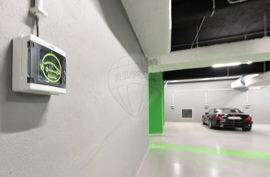 Apartamento T3 para Venda em Avenidas Novas Foto 30