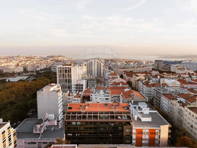 Apartamento T3 para Venda em Avenidas Novas Foto 4