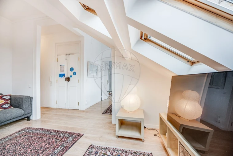 Apartamento T2 para Venda em São Vicente Foto 6