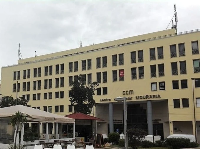 Garagem para Venda em Santa Maria Maior Foto 1