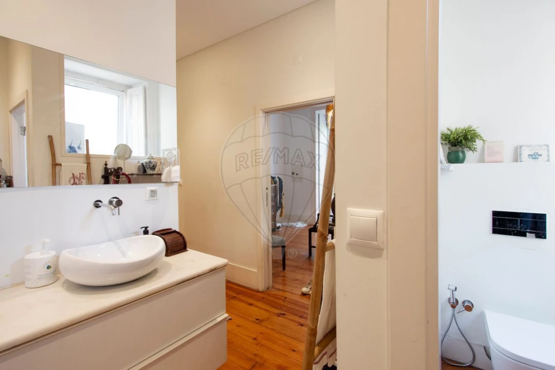 Apartamento T5 para Venda em Avenidas Novas Foto 25