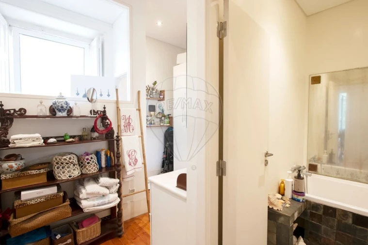 Apartamento T5 para Venda em Avenidas Novas Foto 27