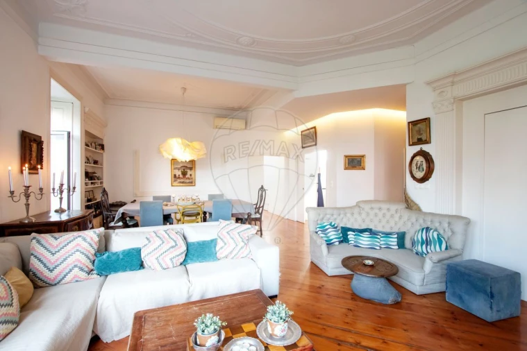 Apartamento T5 para Venda em Avenidas Novas Foto 11