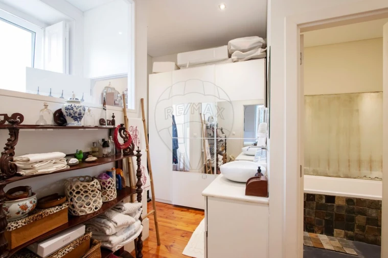 Apartamento T5 para Venda em Avenidas Novas Foto 24