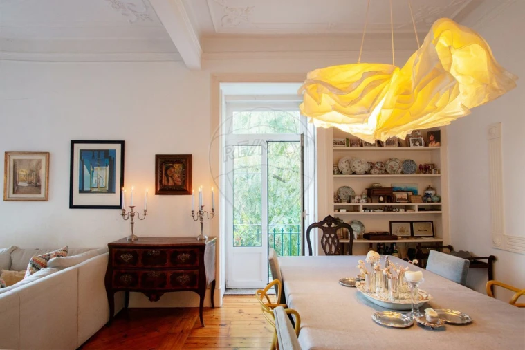 Apartamento T5 para Venda em Avenidas Novas Foto 12