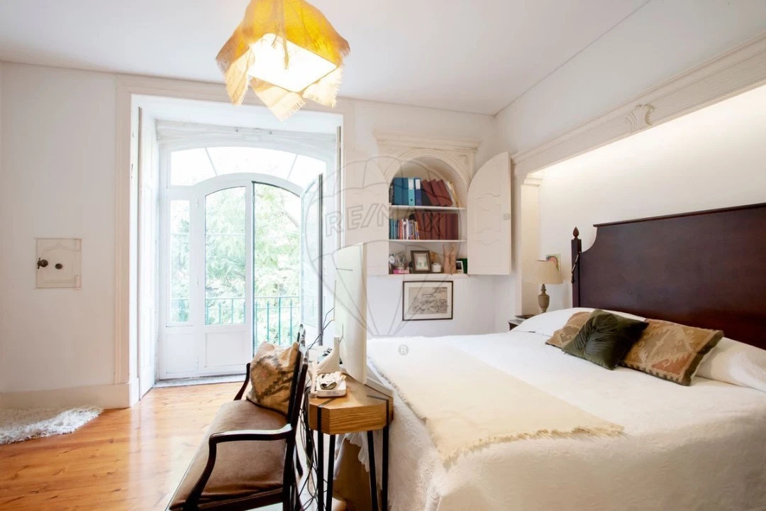 Apartamento T5 para Venda em Avenidas Novas Foto 28