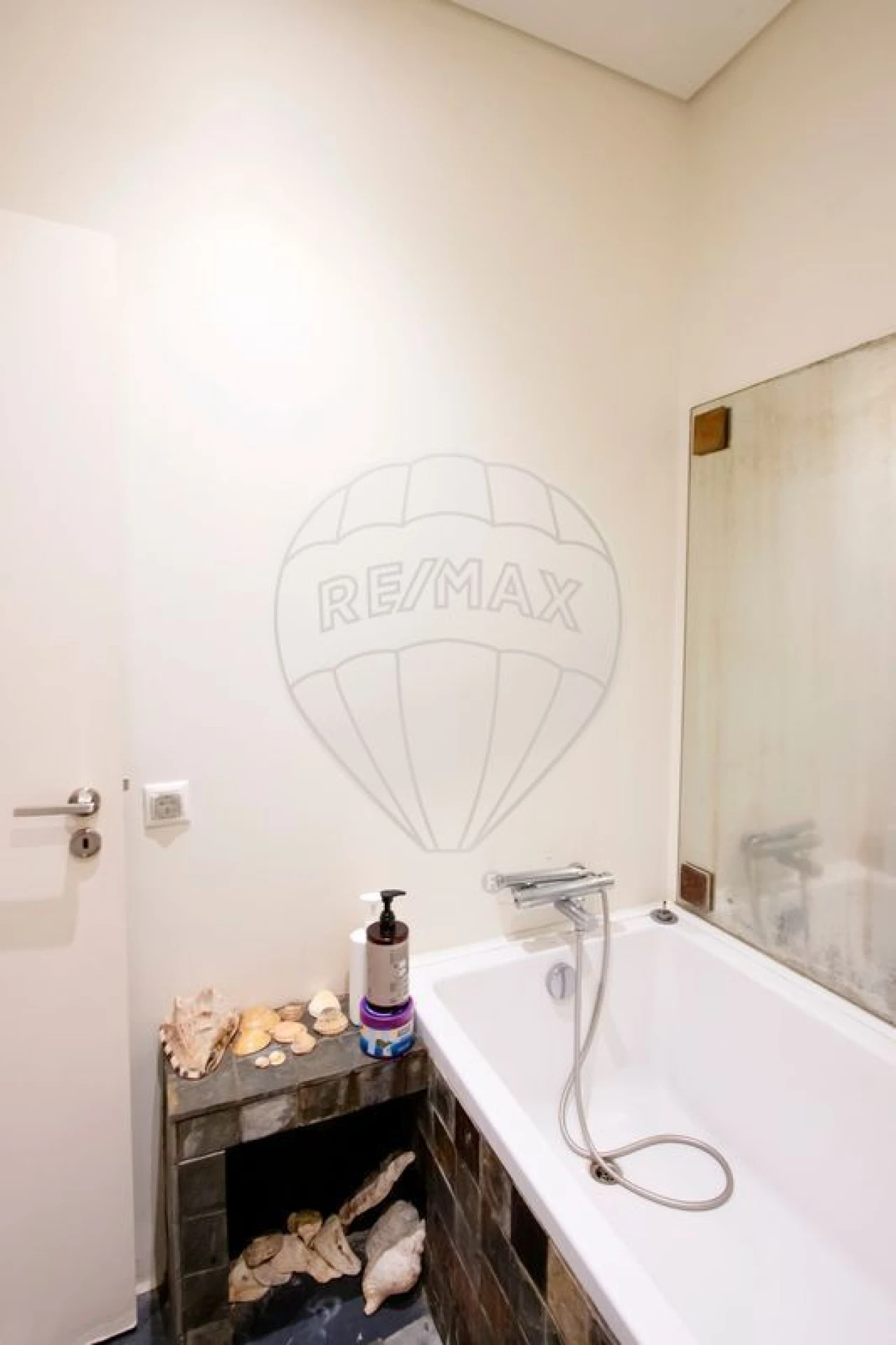 Apartamento T5 para Venda em Avenidas Novas Foto 26