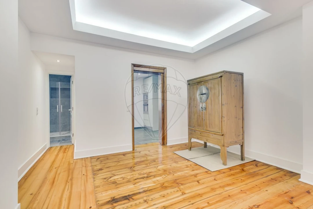 Apartamento T3 para Venda em Misericórdia Foto 6