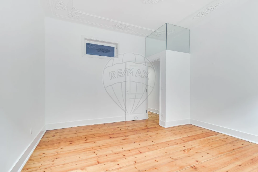 Apartamento T3 para Venda em Misericórdia Foto 19