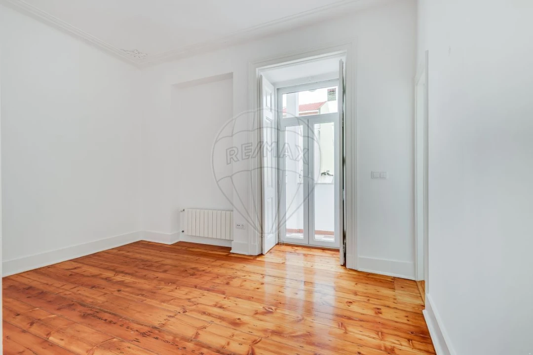 Apartamento T3 para Venda em Misericórdia Foto 22