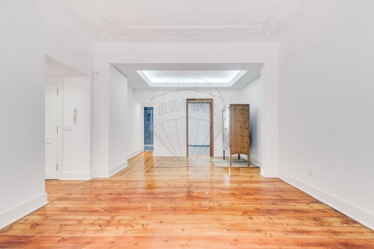 Apartamento T3 para Venda em Misericórdia Foto 5