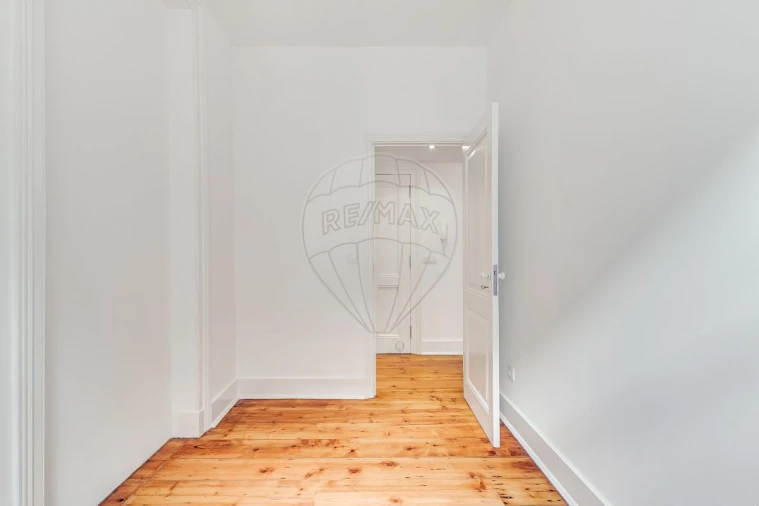 Apartamento T3 para Venda em Misericórdia Foto 15