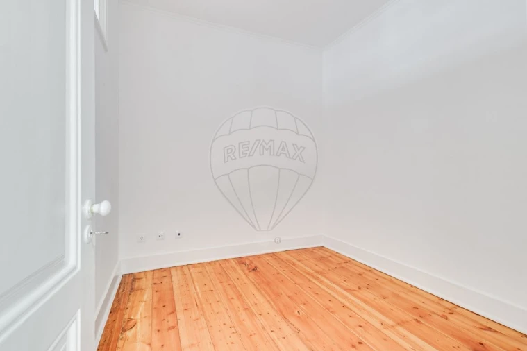 Apartamento T3 para Venda em Misericórdia Foto 20