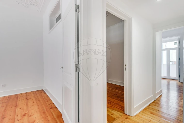 Apartamento T3 para Venda em Misericórdia Foto 16