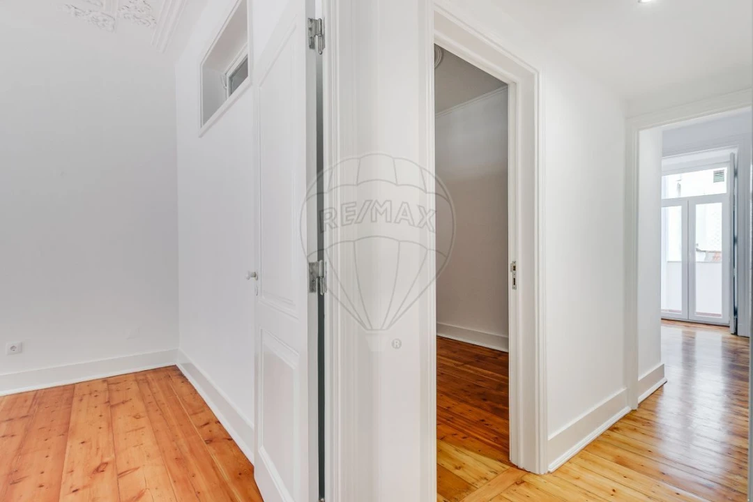 Apartamento T3 para Venda em Misericórdia Foto 16