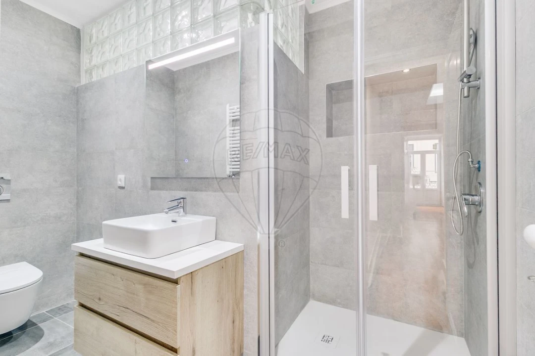 Apartamento T3 para Venda em Misericórdia Foto 30