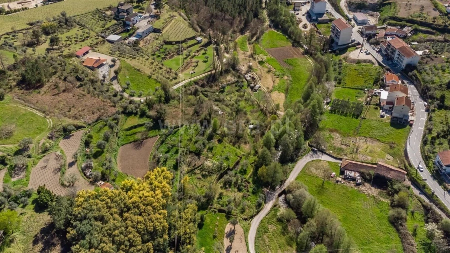 Terreno para Venda em Teixoso e Sarzedo Foto 11