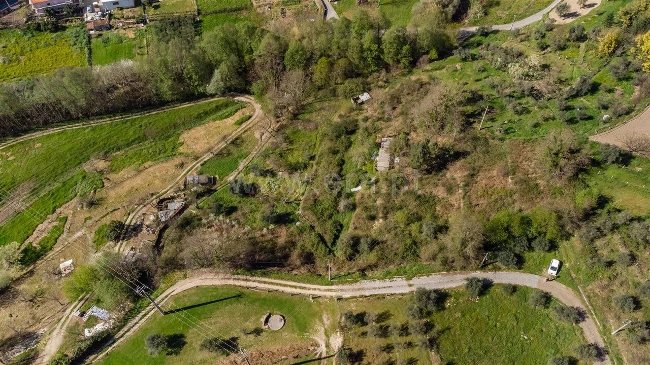 Terreno para Venda em Teixoso e Sarzedo Foto 7