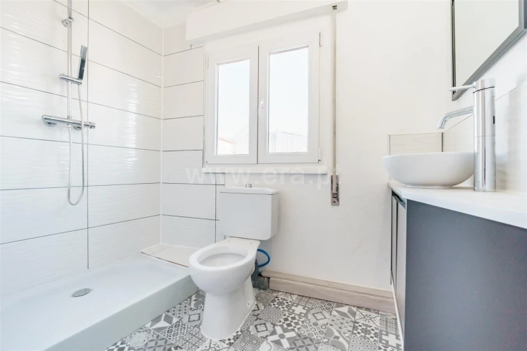 Moradia T2 para Venda em Barco e Coutada Foto 14